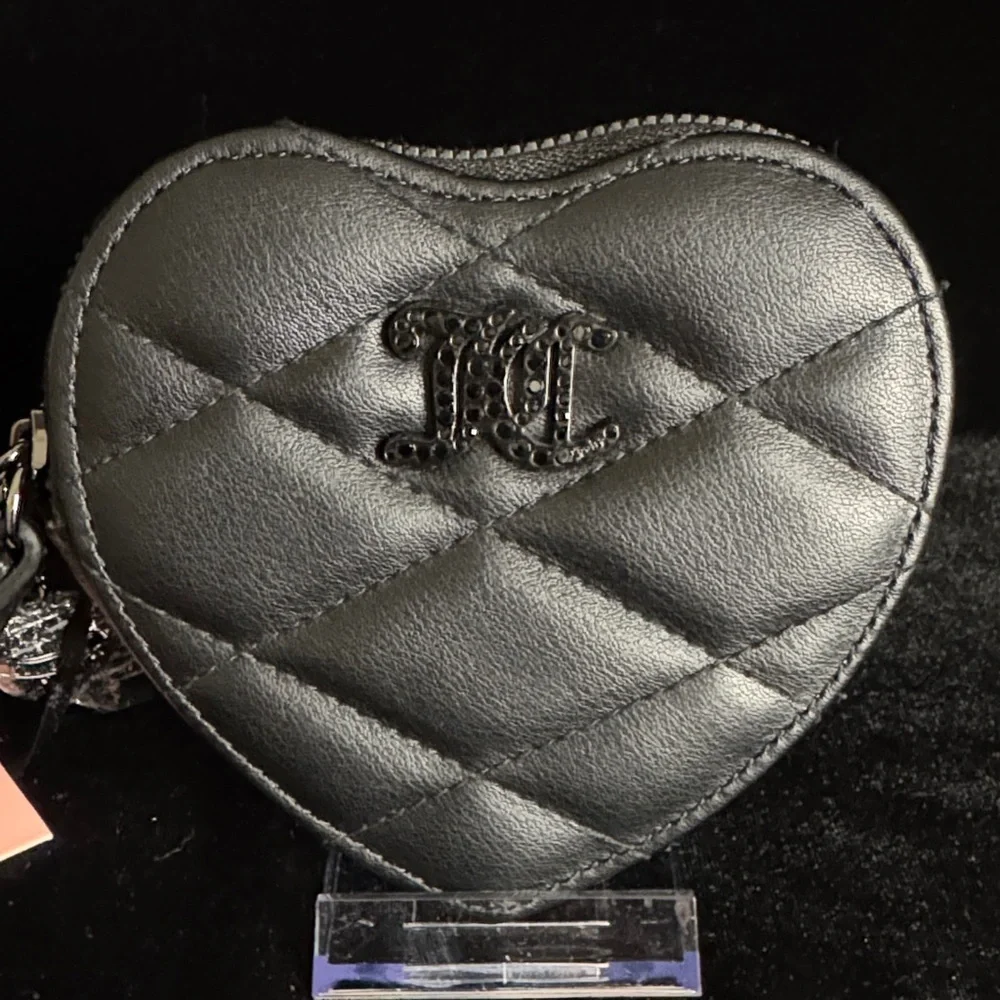 Juicy Couture Black Heart Quilted Wristlet